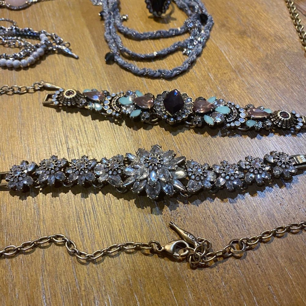 Absolutely MASSIVE Chloe + Isabel LOT - Picture 16 of 16